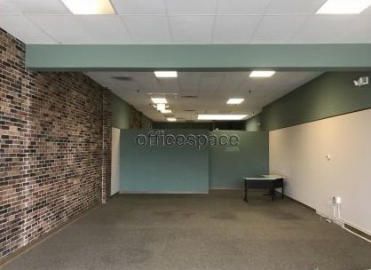 M&M Plaza (M & M Plaza) - From Office Space